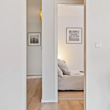 Contemporain 1br Retro Chic Quartier Bonnevoie Apartment